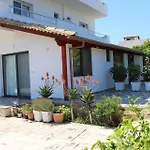 Seli\'S Villa